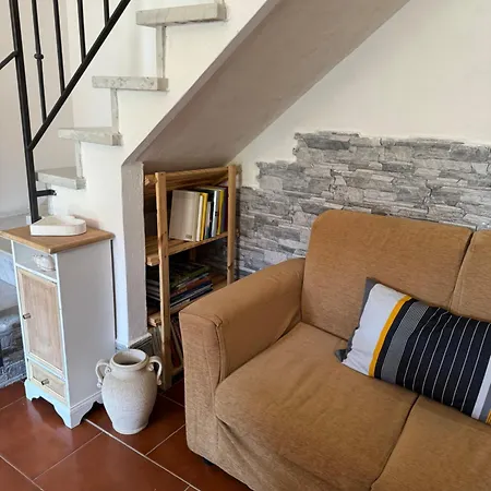 Lucian House * Corsanico-Bargecchia
